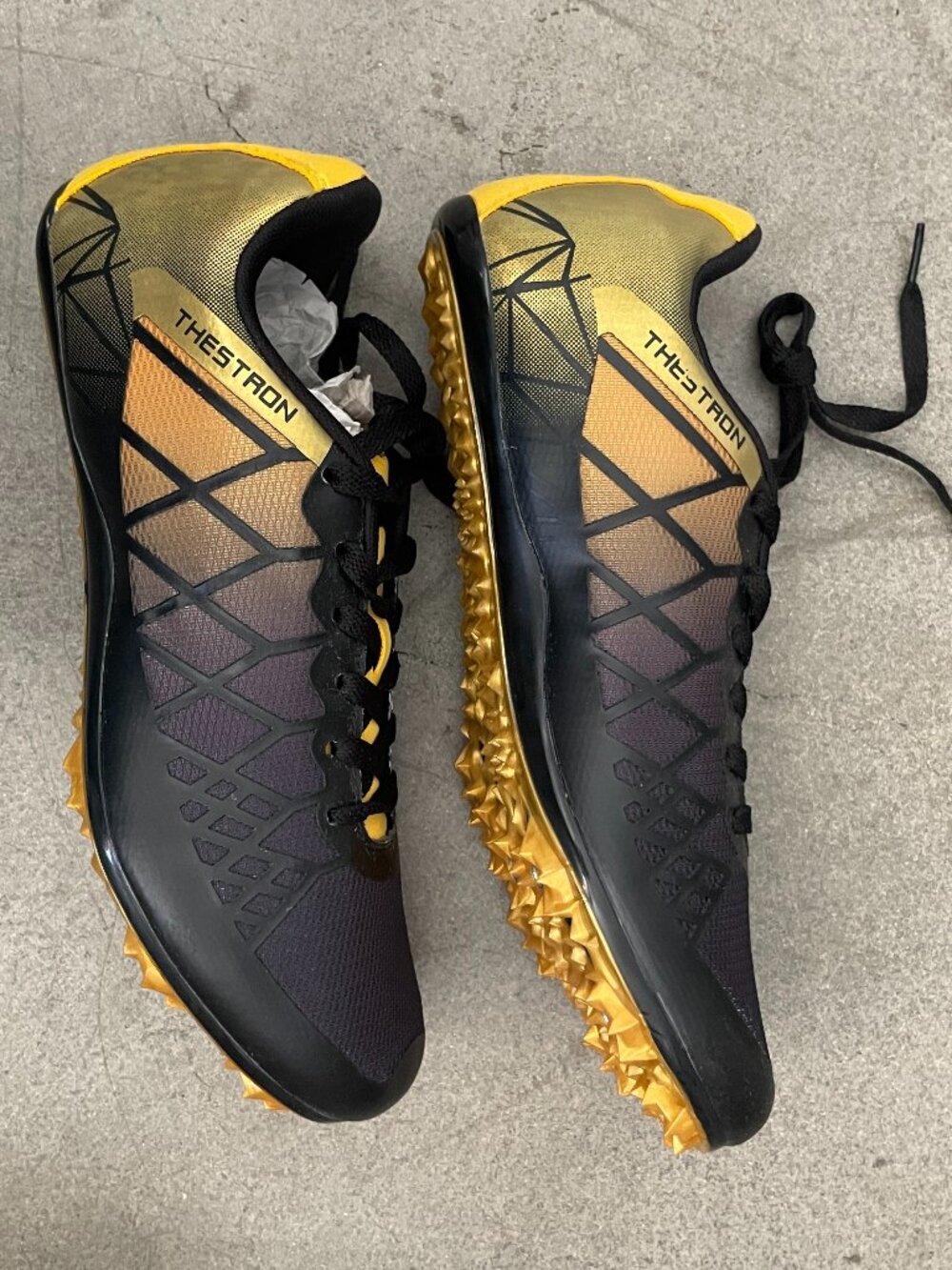 Thestron Track Spikes Mens Size 41 (US 8) Black Gold Sprint Shoes